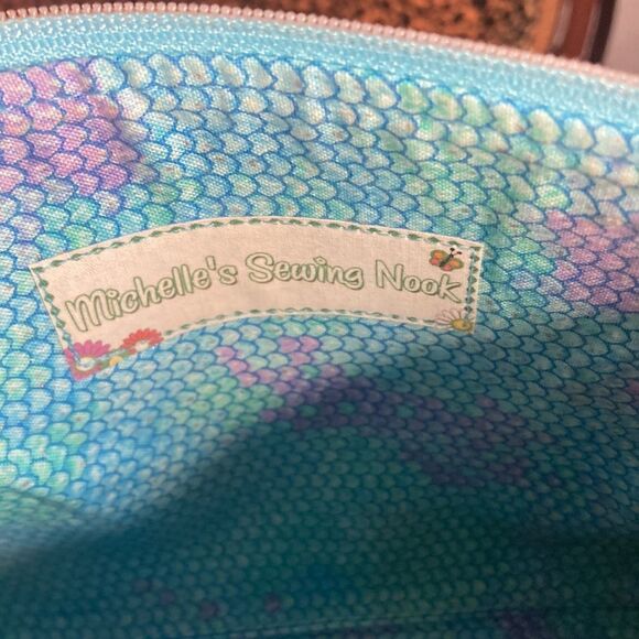 Michelle’s Sewing Nook embroidered mermaid cosmetic bag, good used condition - Picture 8 of 9